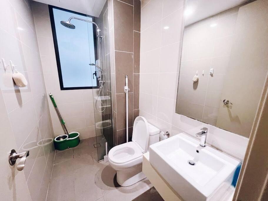 Promoconnected Train 2 Bedroom Above Mall Pangsapuri